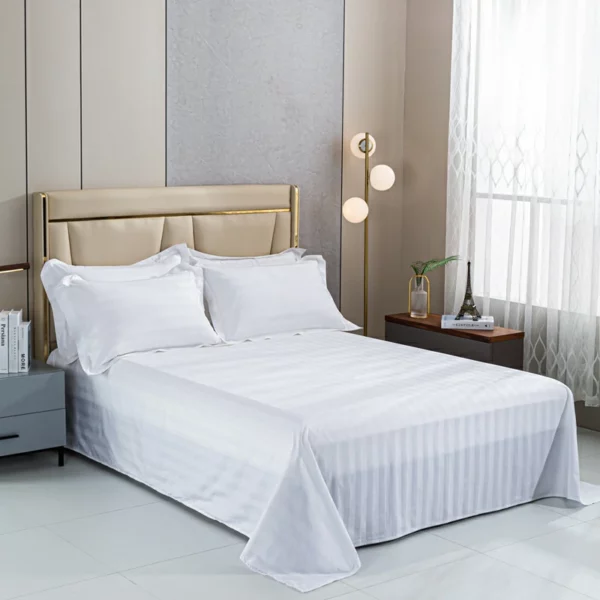white hotel bedding